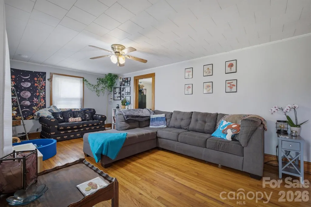 3796 Cameron Place Hudson NC 28638