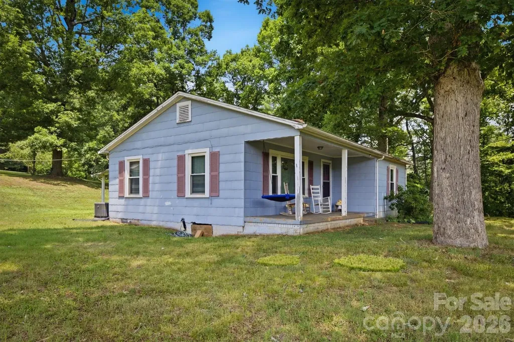 3796 Cameron Place Hudson NC 28638