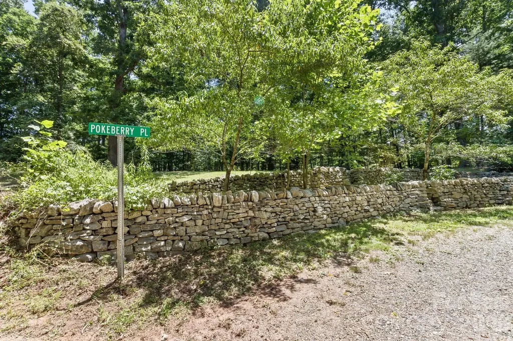 104 Pokeberry Lane Leicester NC 28748