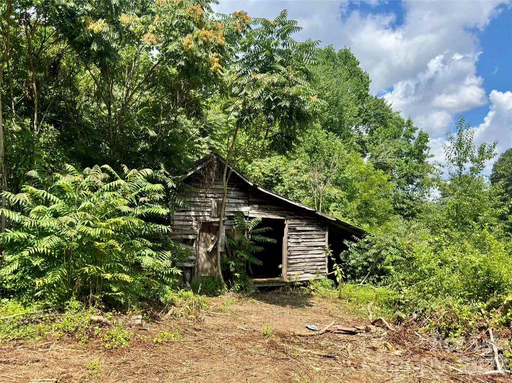 7387 Millersville Road Taylorsville NC 28681