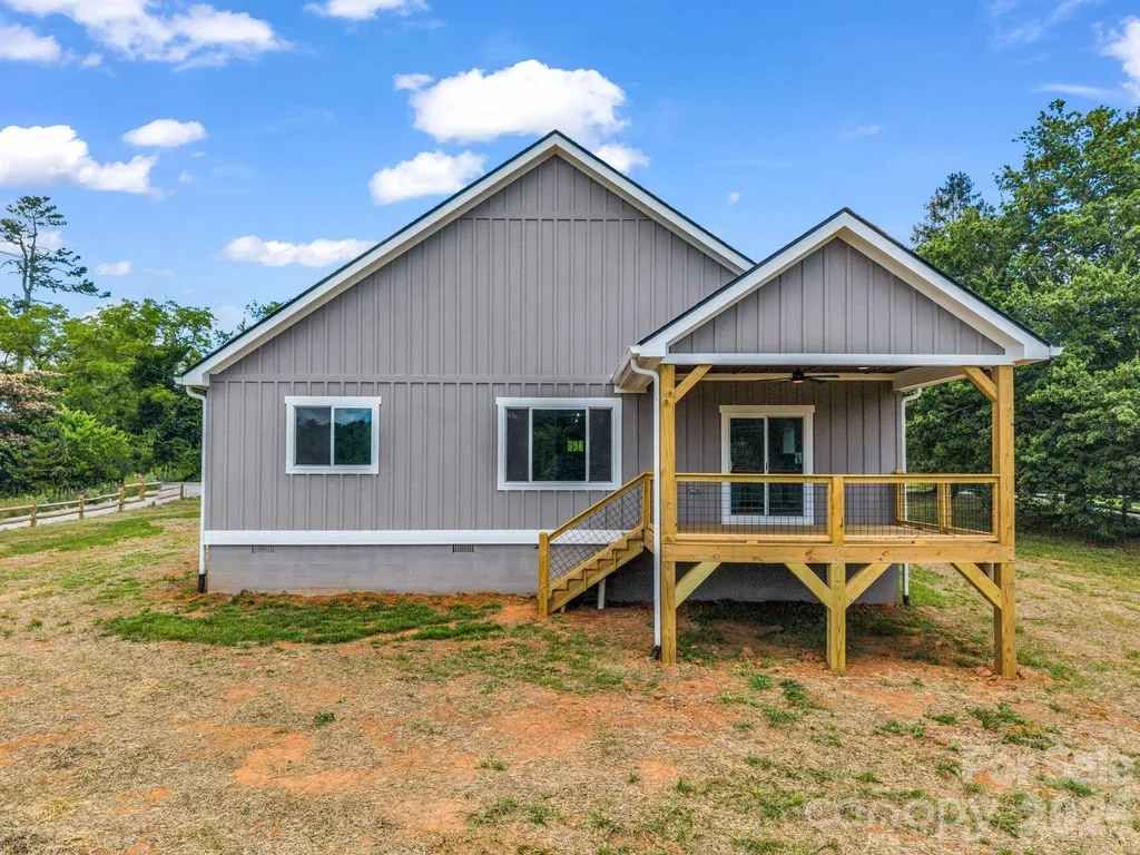 120 Grandview Lane Hendersonville NC 28791