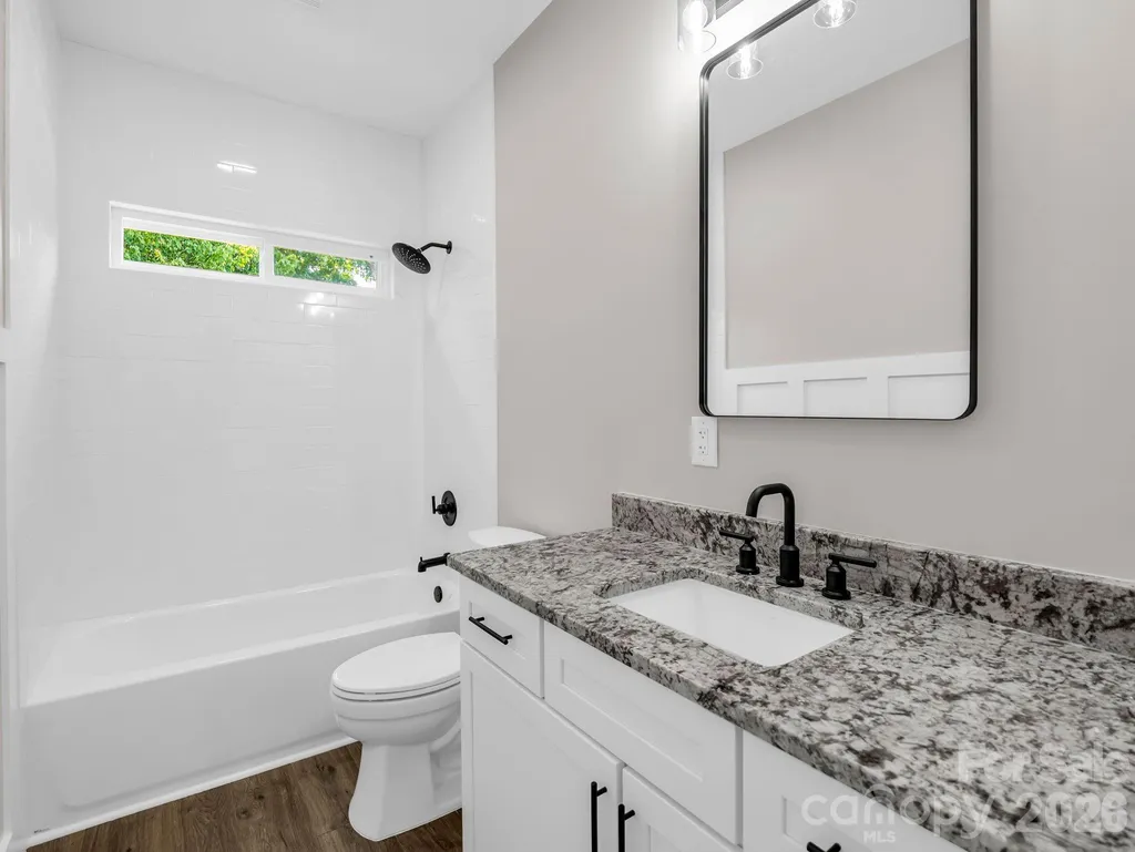 120 Grandview Lane Hendersonville NC 28791