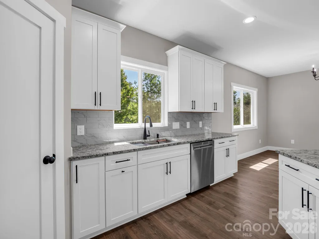 120 Grandview Lane Hendersonville NC 28791