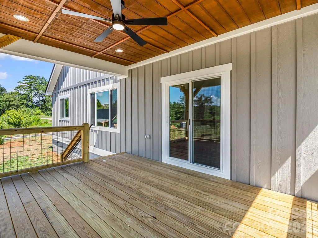 120 Grandview Lane Hendersonville NC 28791