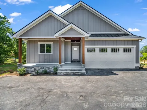 120 Grandview Lane Hendersonville NC 28791