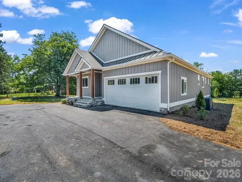 120 Grandview Lane Hendersonville NC 28791