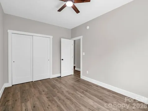 120 Grandview Lane Hendersonville NC 28791