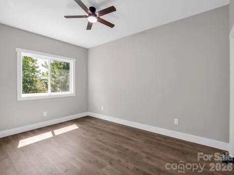 120 Grandview Lane Hendersonville NC 28791