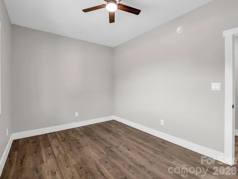120 Grandview Lane Hendersonville NC 28791