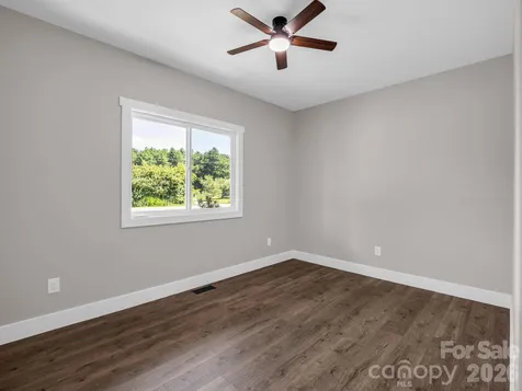 120 Grandview Lane Hendersonville NC 28791