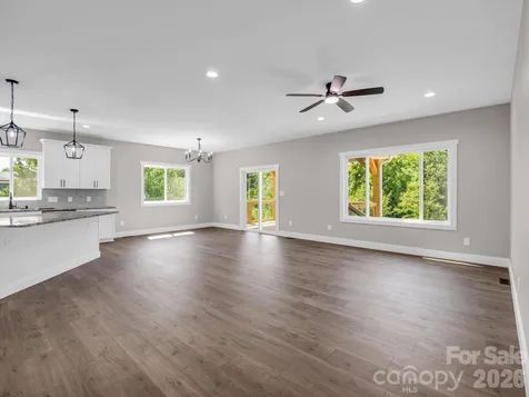 120 Grandview Lane Hendersonville NC 28791
