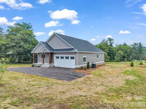 120 Grandview Lane Hendersonville NC 28791