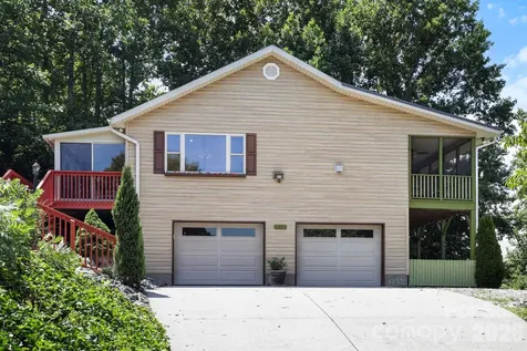 81 Chestnut Lane Hendersonville NC 28792