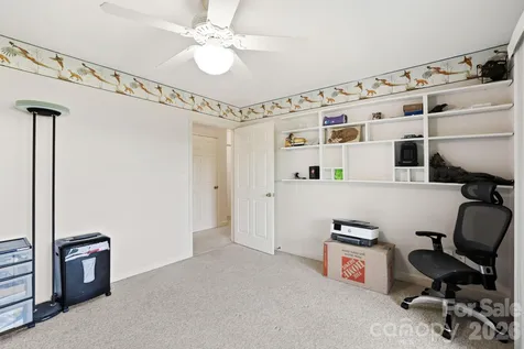 81 Chestnut Lane Hendersonville NC 28792