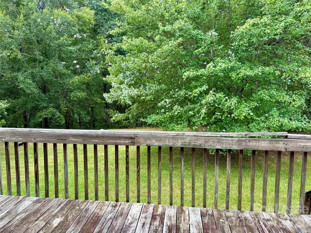 153 Hillcrest Drive Lincolnton NC 28092
