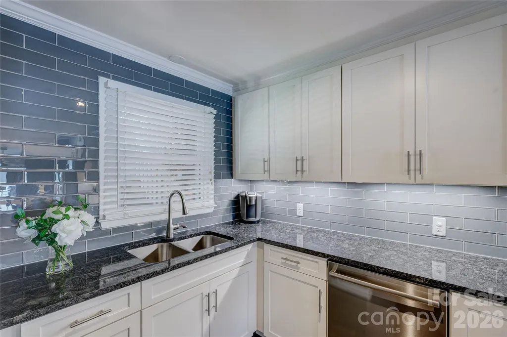 7324 Lakefront Drive Charlotte NC 28278