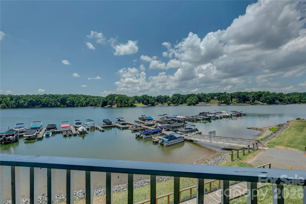 7324 Lakefront Drive Charlotte NC 28278
