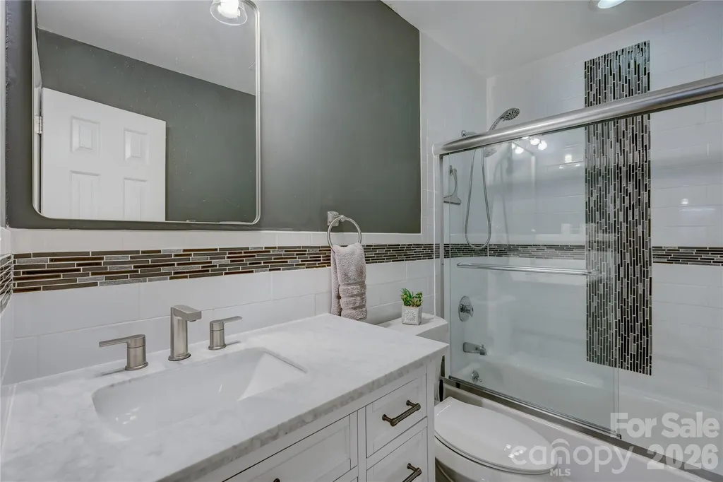 7324 Lakefront Drive Charlotte NC 28278