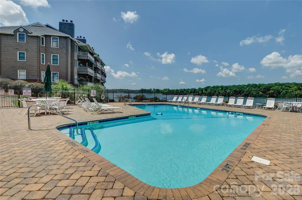 7324 Lakefront Drive Charlotte NC 28278