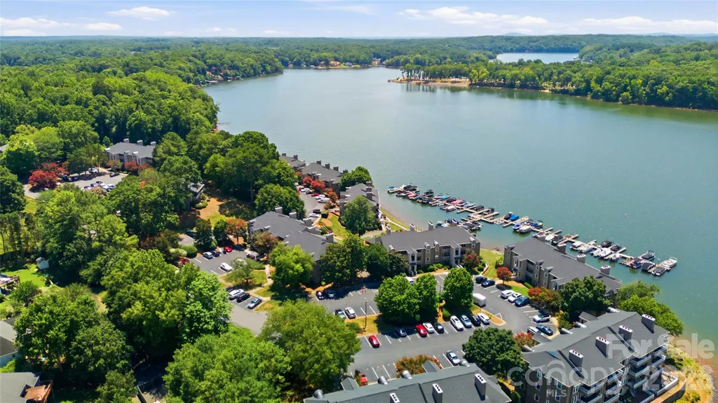 7324 Lakefront Drive Charlotte NC 28278