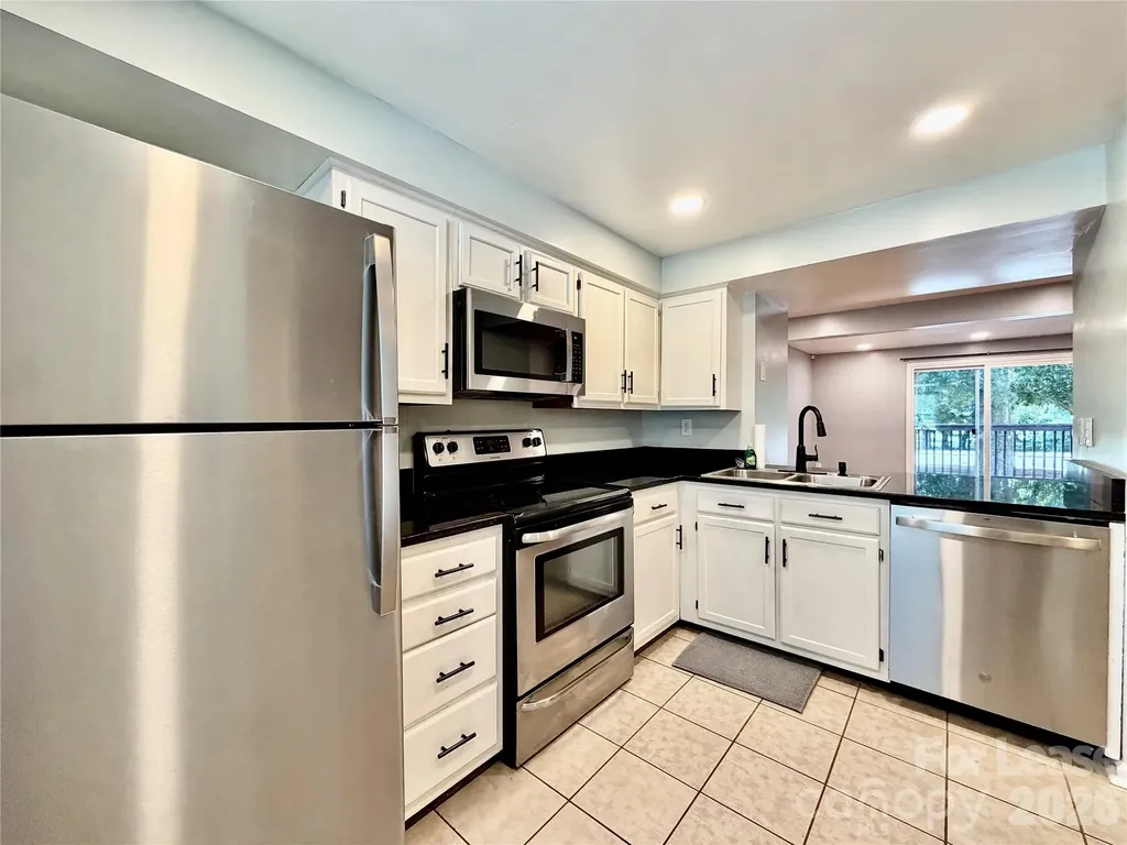 9604 Vinca Circle Charlotte NC 28213