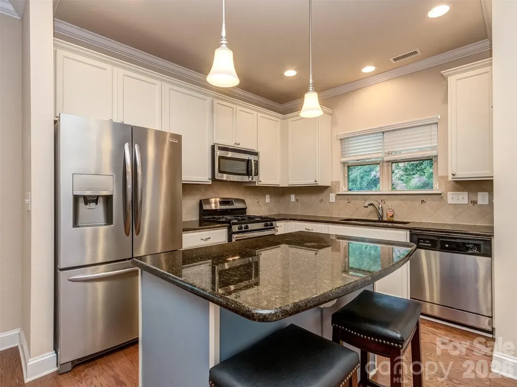 111 Coral Lane Mooresville NC 28117