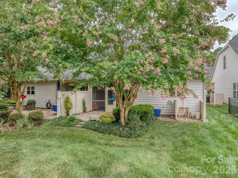 111 Coral Lane Mooresville NC 28117