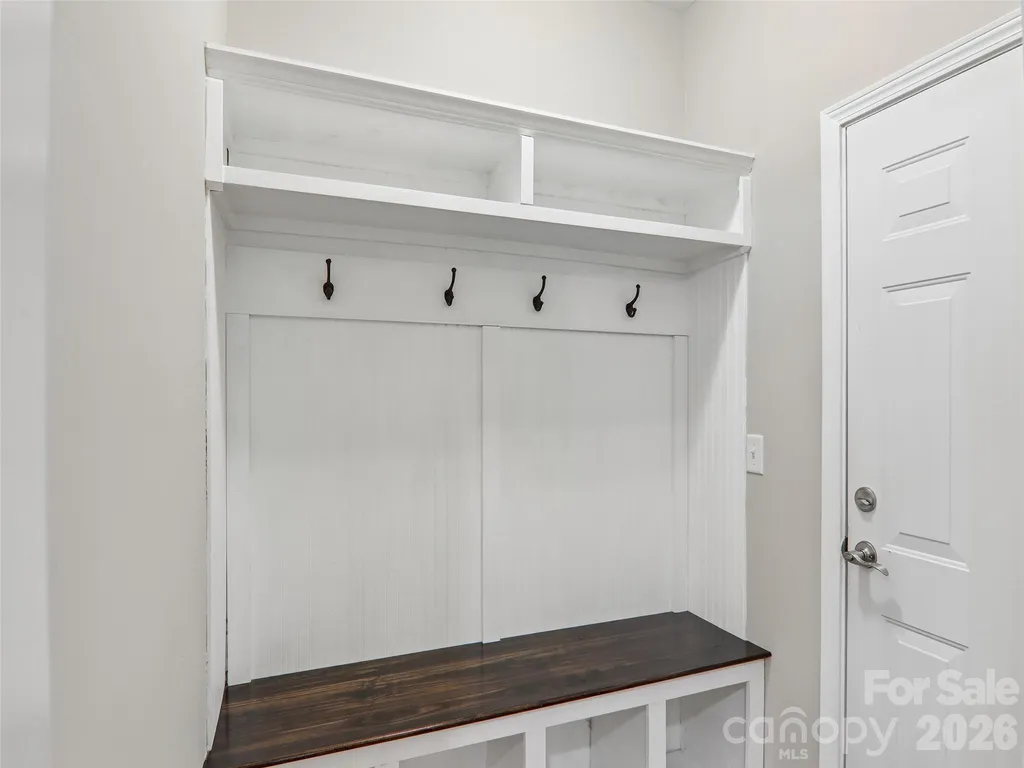 11 Eagle Pointe Way Flat Rock NC 28731