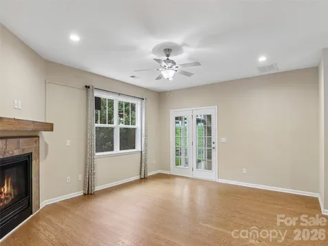 11 Eagle Pointe Way Flat Rock NC 28731