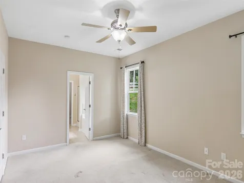 11 Eagle Pointe Way Flat Rock NC 28731