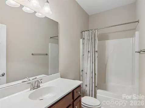 11 Eagle Pointe Way Flat Rock NC 28731