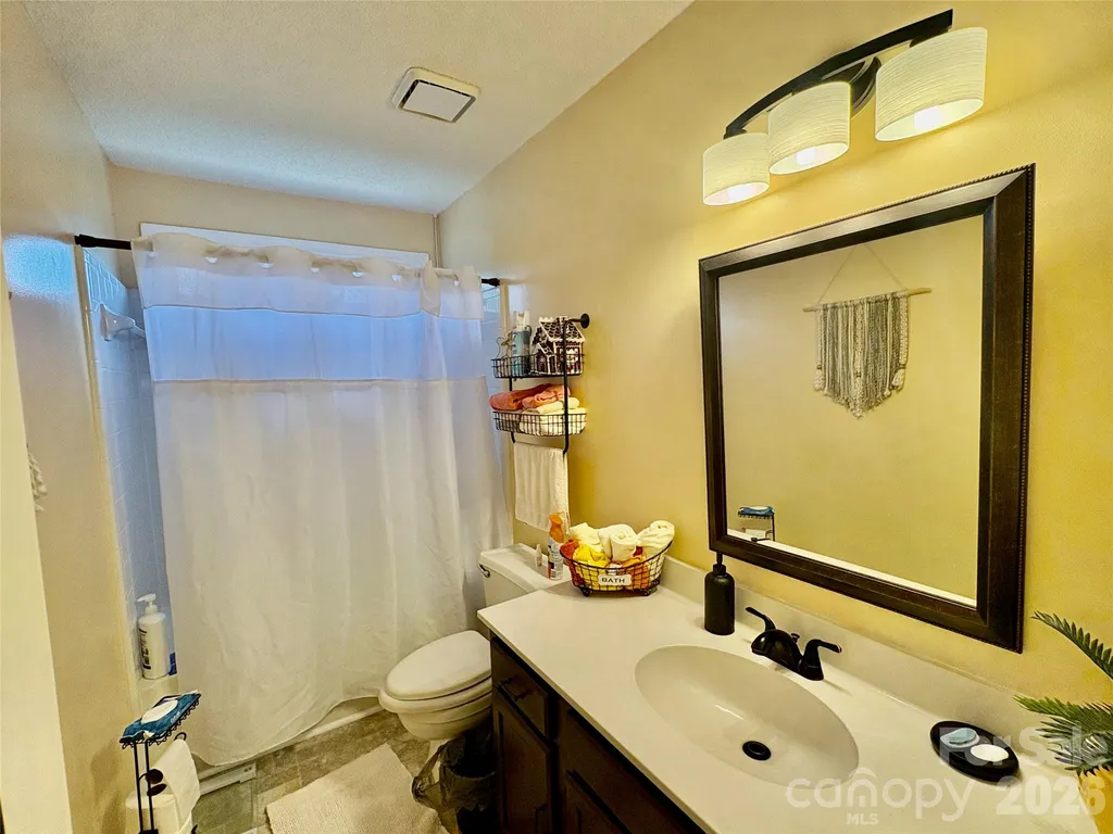 64 Mount Carmel Drive Asheville NC 28806
