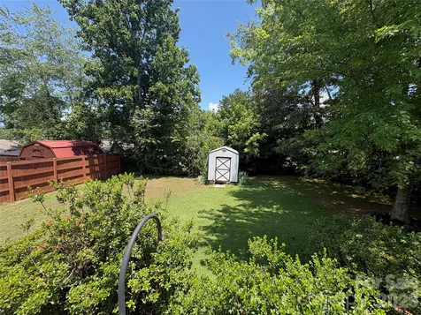 64 Mount Carmel Drive Asheville NC 28806