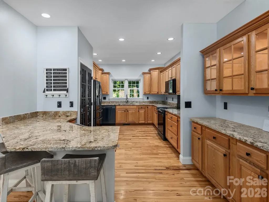 49 Indian Ridge Trail Hendersonville NC 28739