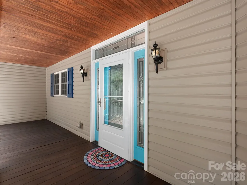 49 Indian Ridge Trail Hendersonville NC 28739