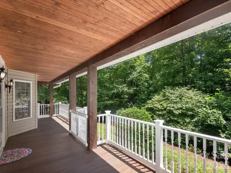 49 Indian Ridge Trail Hendersonville NC 28739