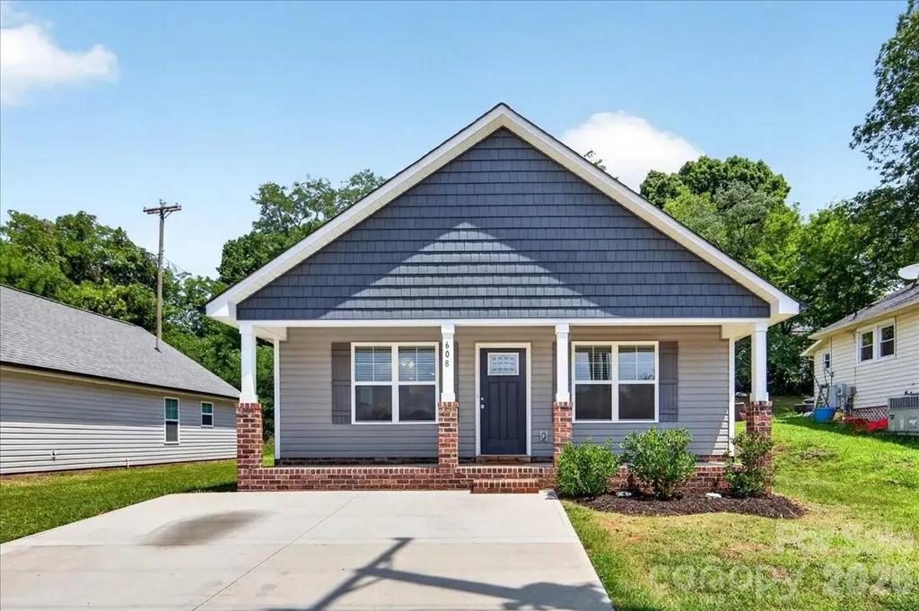 608 Ben Avenue Kannapolis NC 28081