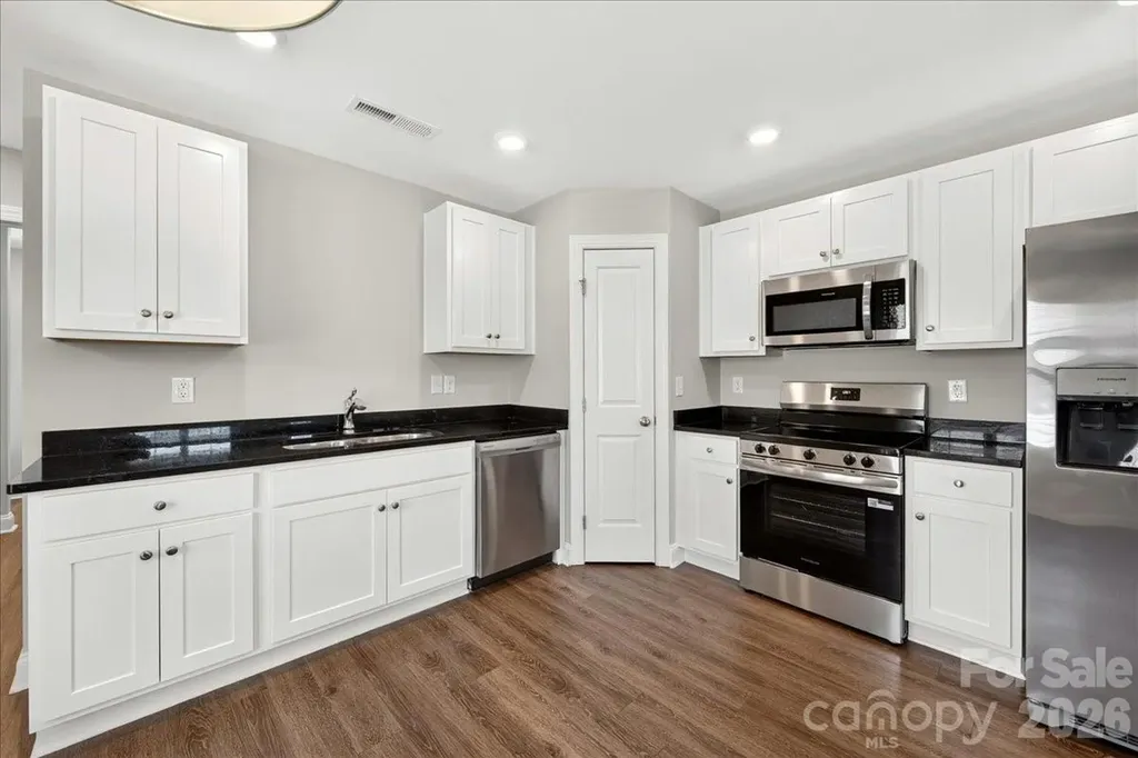 608 Ben Avenue Kannapolis NC 28081