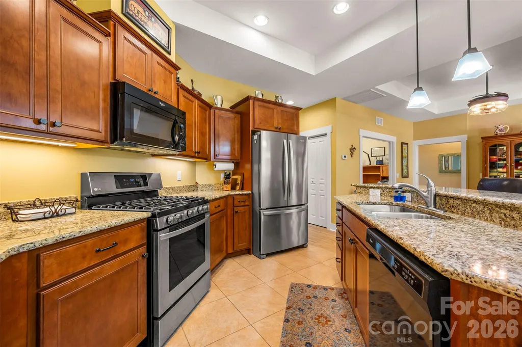 584 Summerfield Place Flat Rock NC 28731