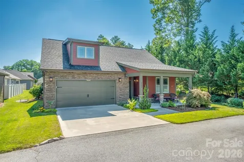 584 Summerfield Place Flat Rock NC 28731