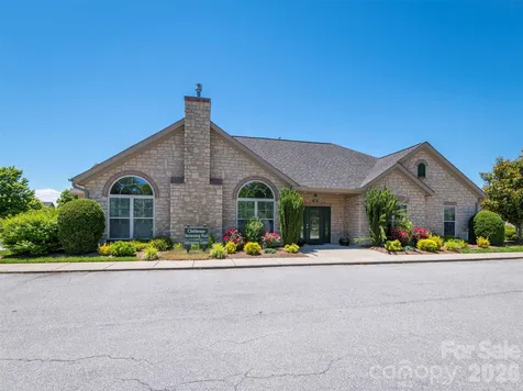 584 Summerfield Place Flat Rock NC 28731
