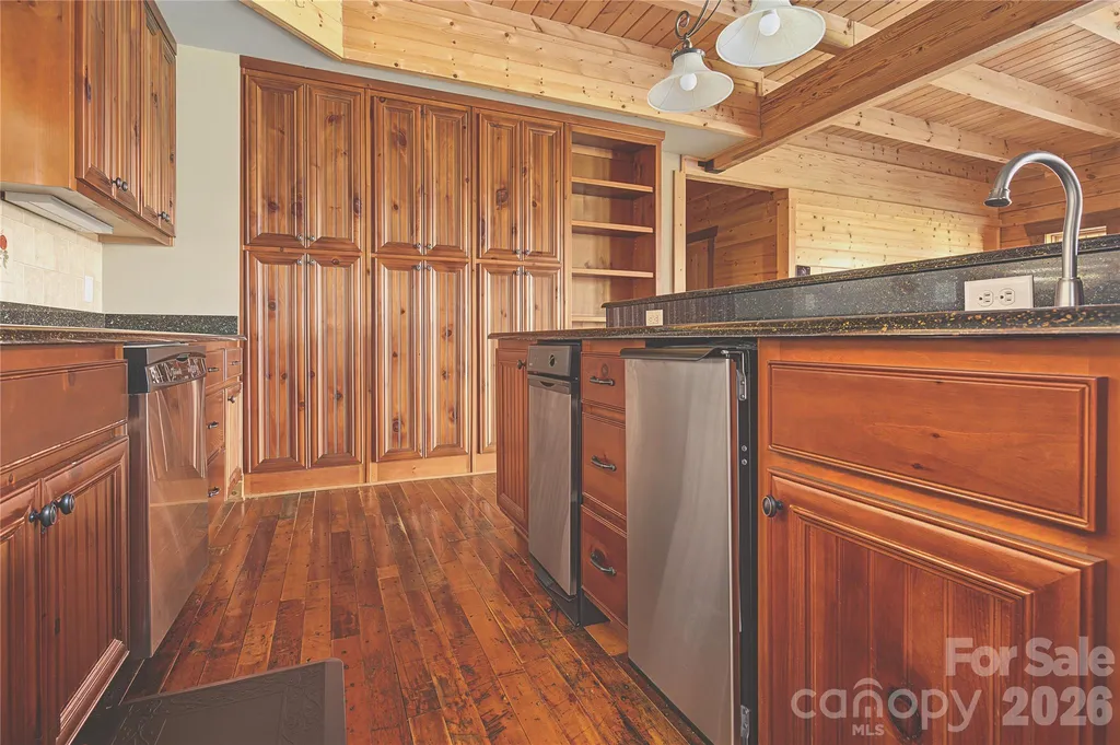925 Appalachian Way Bryson City NC 28713