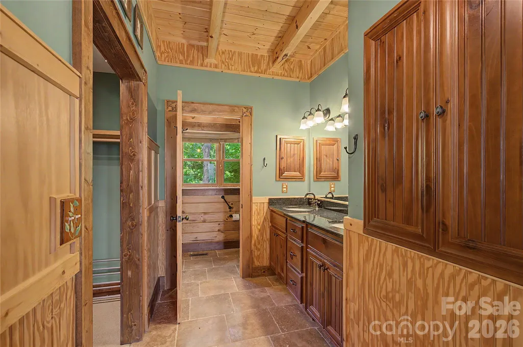 925 Appalachian Way Bryson City NC 28713