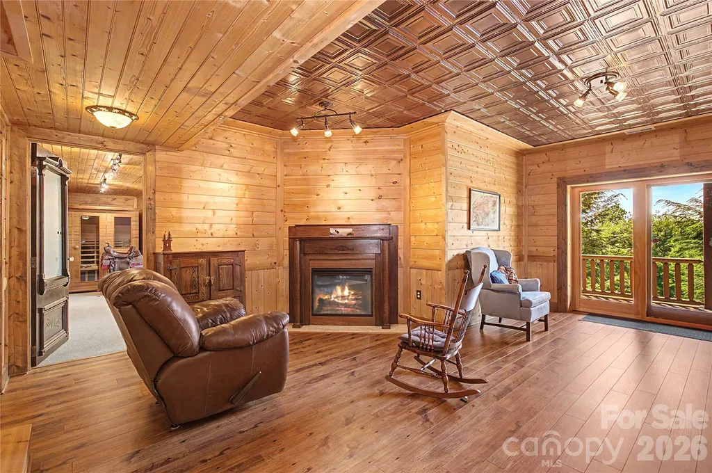925 Appalachian Way Bryson City NC 28713