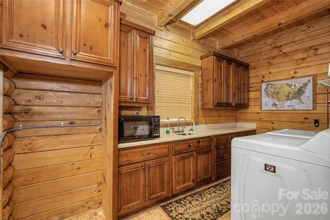 925 Appalachian Way Bryson City NC 28713