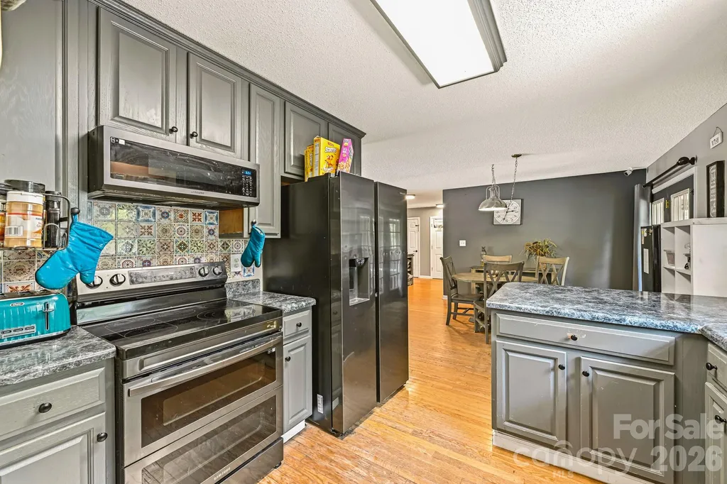 533 Tuckers Grove Road Statesville NC 28625