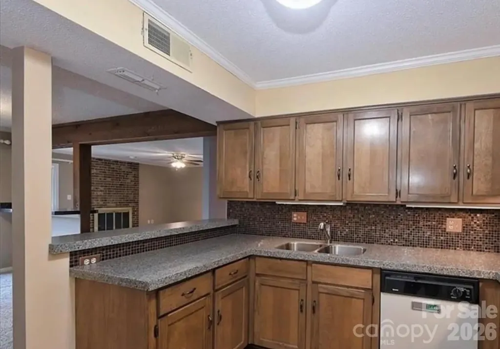 7345 Winery Lane Charlotte NC 28227