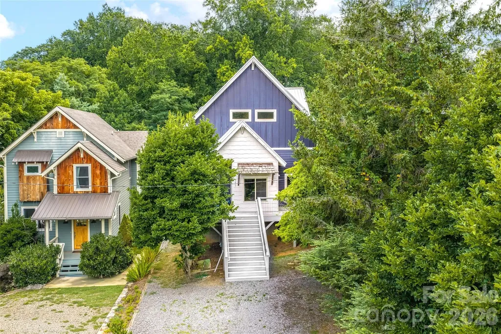 337 Sand Hill Road Asheville NC 28806