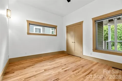 337 Sand Hill Road Asheville NC 28806