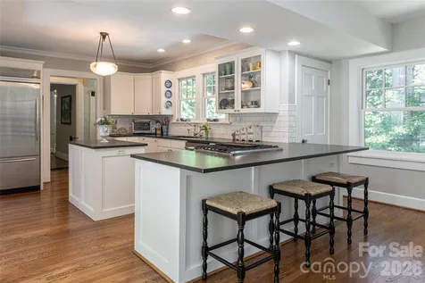 4 Buena Vista Road Asheville NC 28803